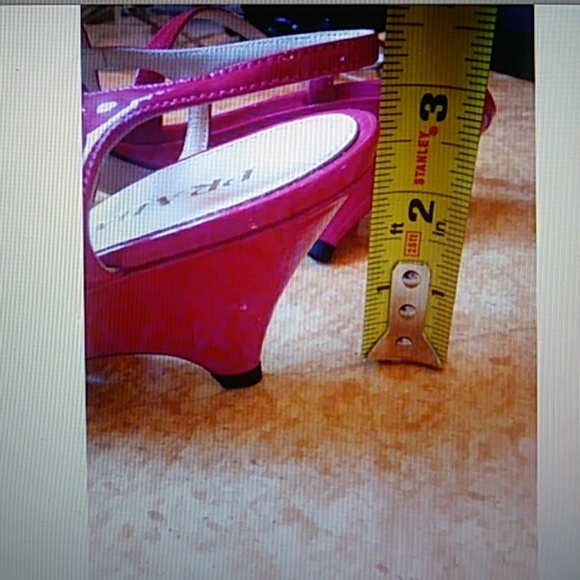 PRADA STRAPPY PINK WEDGE NEW SIZE 7 - Picture 4 of 5